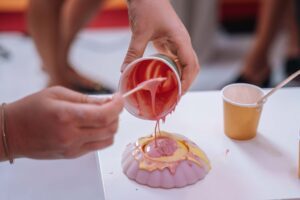 Jesmonite vs Resin: What’s the Difference?